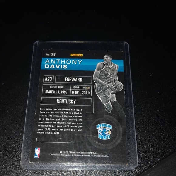 Anthony Davis Brilliant Beginnings Basketball card - Picture 2 of 2